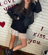 Шорты украшеные гипюром VSH-028A599