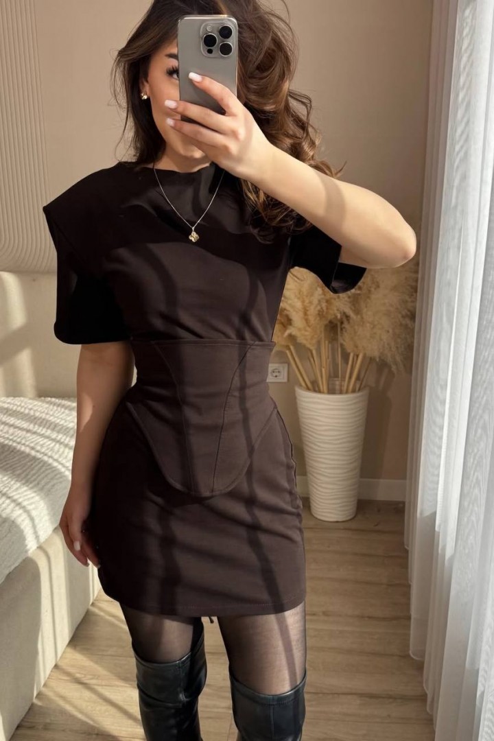 Лаконічна сукня з баскою IMMA-450A550