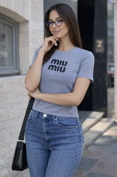 Футболка со стильным накатом MIK-4209A190 Футболка со стильным накатом MIK-4209A190