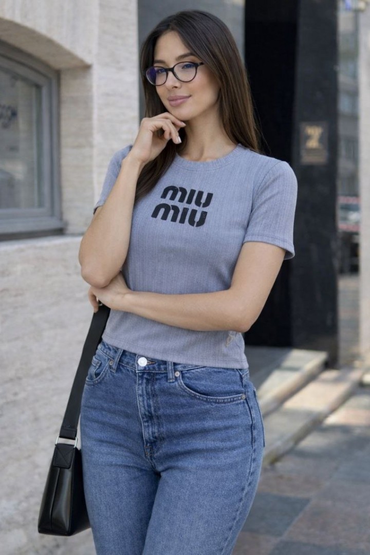 Футболка со стильным накатом MIK-4209A190