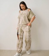 Прогулянковий костюм IS-209A1200