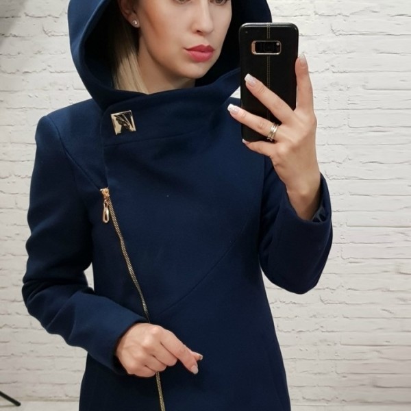 Кашемировое пальто с капюшоном женское EMR-136
