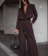 Костюм с коротким пиджаком IO-729A500