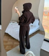 Прогулочный костюм с широкими штанами  VOL-694A650