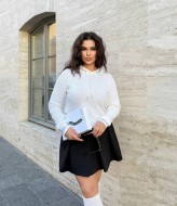 Однотонна толстовка DOL-332A570 Однотонна толстовка DOL-332A570