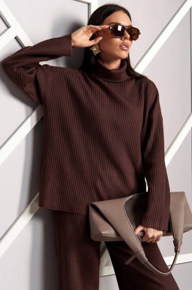 Тёплый брючный костюм из ангоры IMMA-424A630