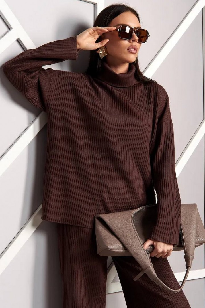 Тёплый брючный костюм из ангоры IMMA-424A630