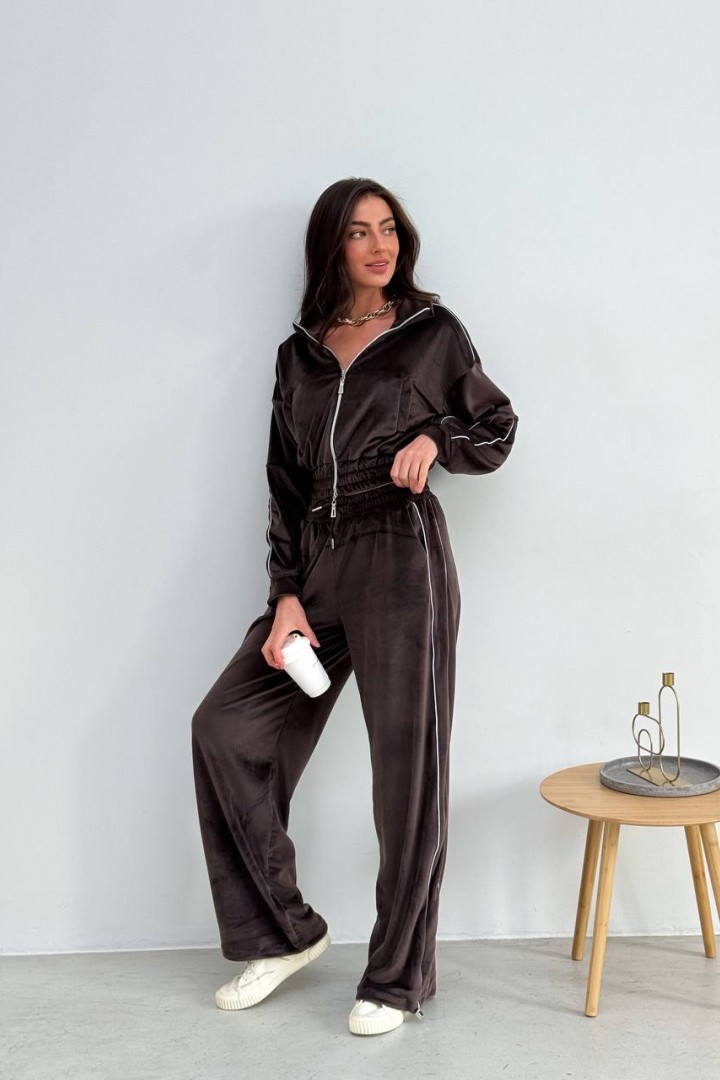 Велюровый костюм TOR-001A650