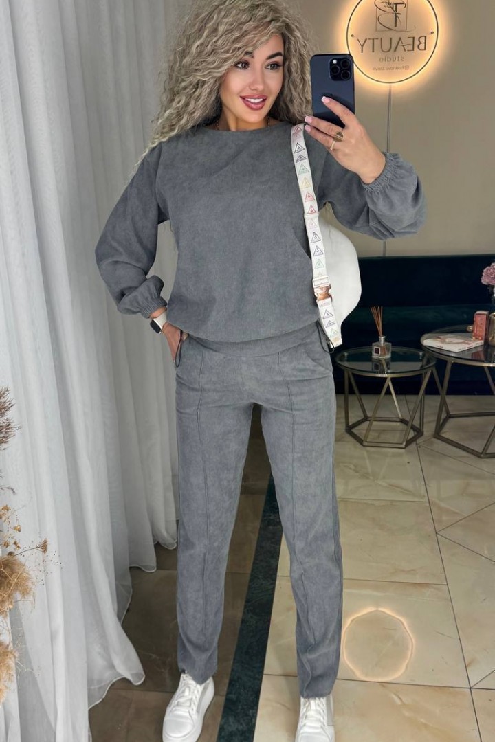 Вельветовый брючный костюм женский  IMMA-267A470