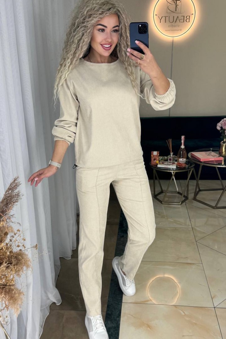 Вельветовый брючный костюм женский  IMMA-267A470