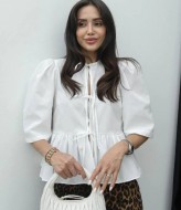 Белая рубашка на завязках KL-805A350 Белая рубашка на завязках KL-805A350