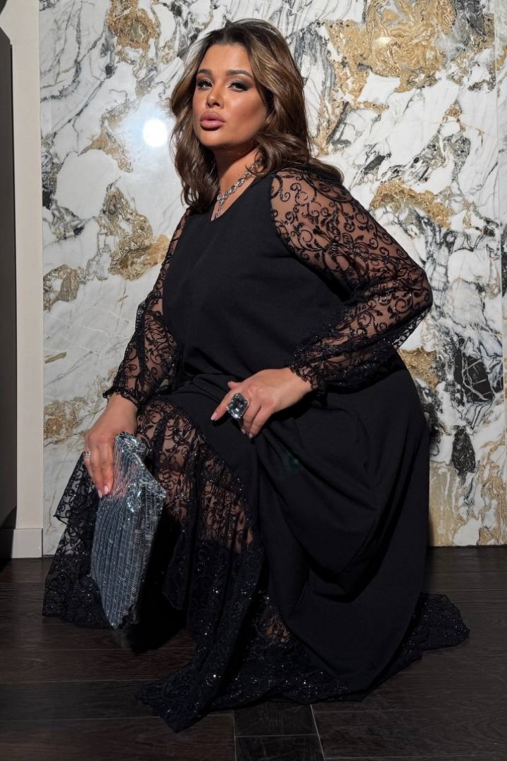 Черное нарядное платье  BEL-7755A18