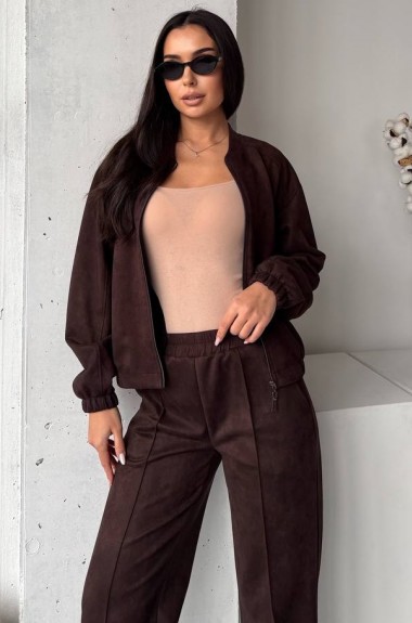 Замшевый костюм YBY-817A850 Замшевый костюм YBY-817A850