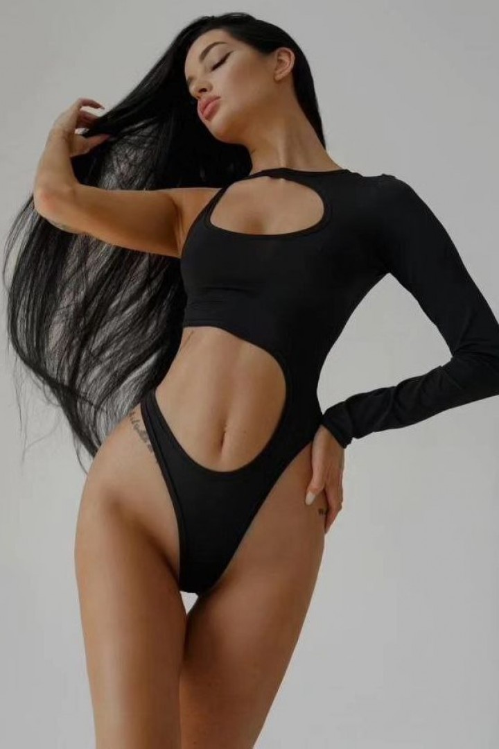 Боди с фигурным вырезом AKS-127A300