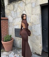 Платье с глубоким вырезом на спине AKS-155A500