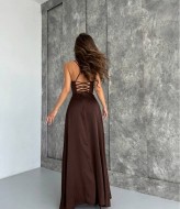 Эффектное платье с открытой спинкой ELZ-540A550