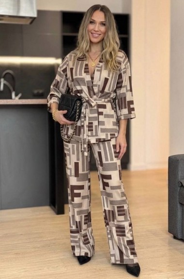 Стильный костюм в трендовом принте IMMA-464A650B750