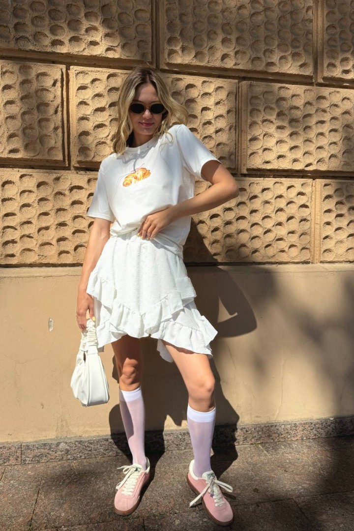 Юбочка с асимметричными углами GUA-015A350