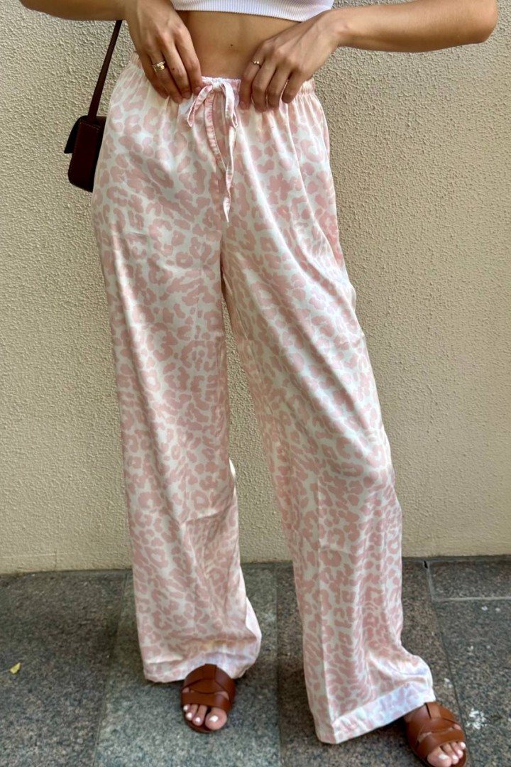 Шелковые брюки с принтом Лео GUA-024A350