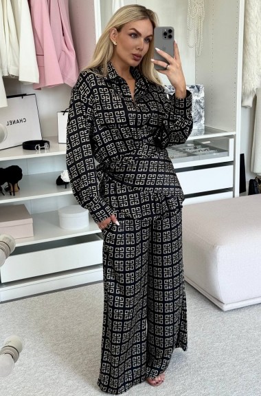 Сатиновый костюм в пижамном стиле  CULT-2065A750