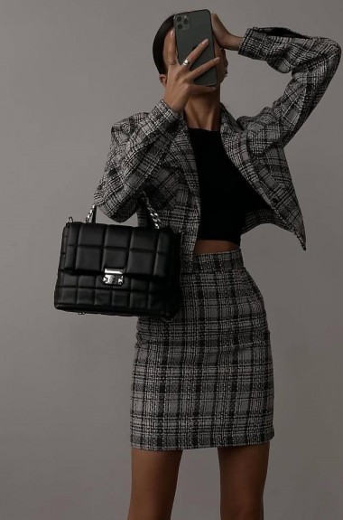 Костюм укороченный пиджак и юбка  MOK-640A600