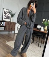 Свободный костюм женский  AP-1130A1000