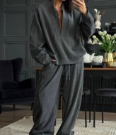 Свободный костюм женский  AP-1130A1000