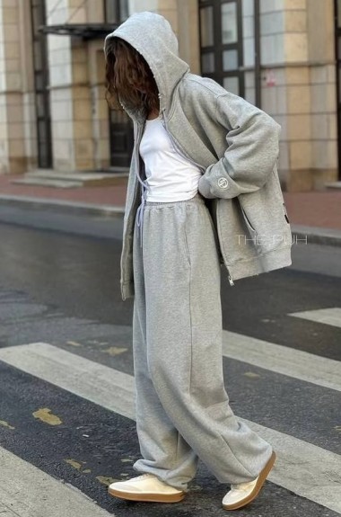 Спортивный костюм LOU-1555A700 Спортивный костюм LOU-1555A700