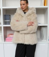 Короткая шуба с капюшоном ZL-818A1650