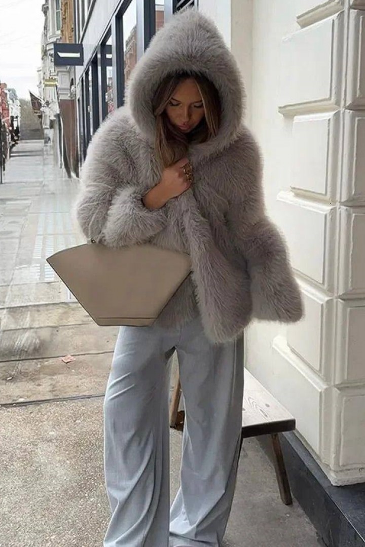 Шуба з капюшоном ZL-818A1650