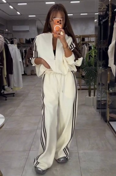 Молодежный спортивный костюм EST-5914A890