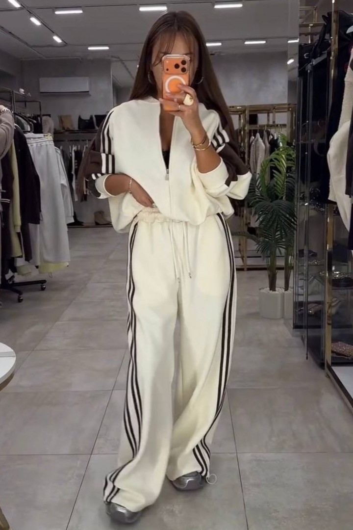 Молодежный спортивный костюм EST-5914A890