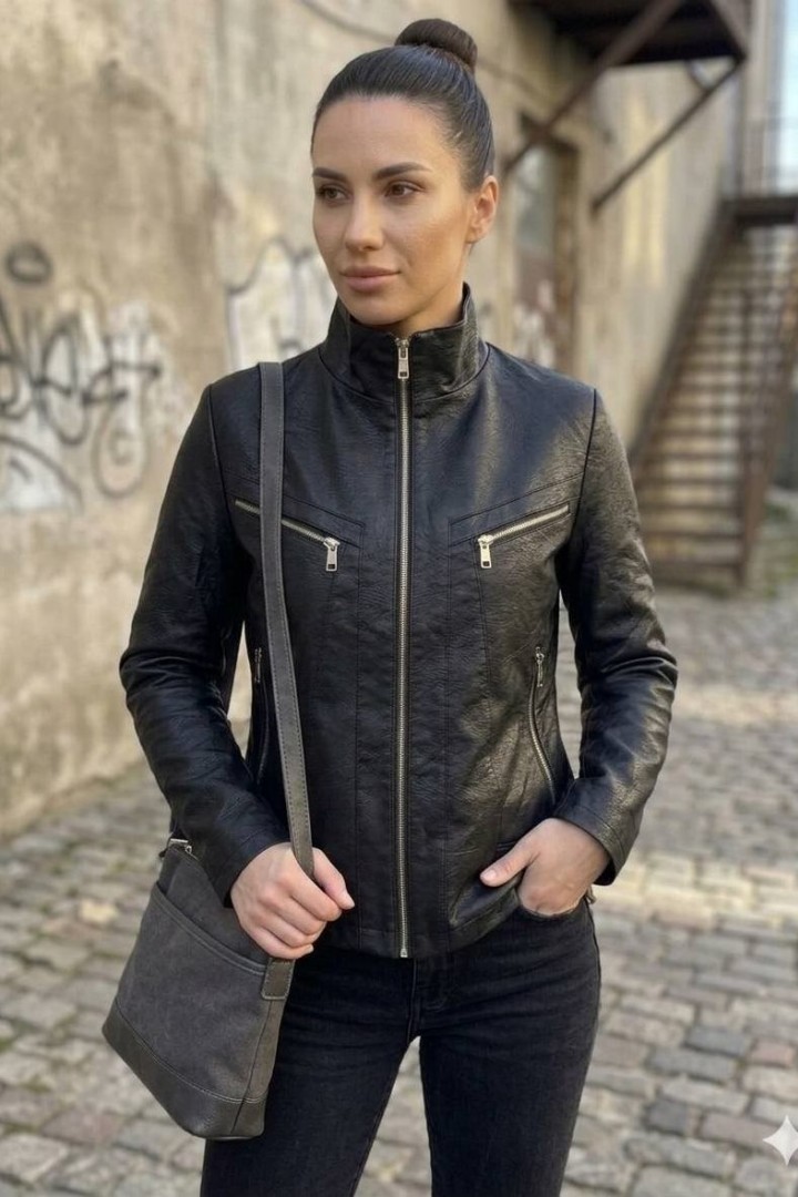 Стильна чорна куртка INNA-8891A1150