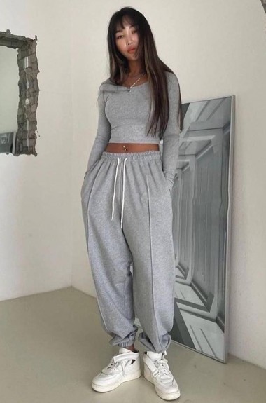 Комфортный костюм укороченный топ и брюки MIK-1735A590