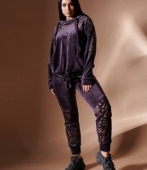 Велюровый спортивный костюм с перфорацией батал IS-153A1100