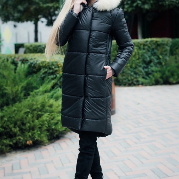 Куртка женская зимняя с мехом на капюшоне EKS-836A16