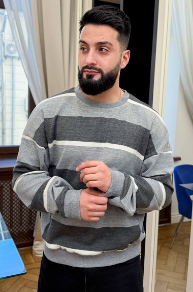 Светр чоловічий DG-at41694A350