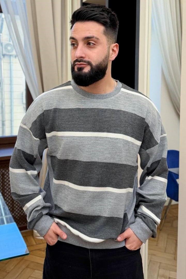 Светр чоловічий DG-at41694A350