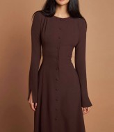Приталенное платье миди VOL-578A500