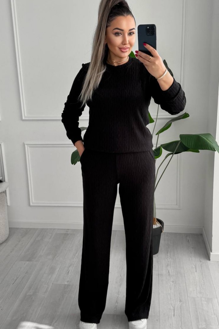 Эффектный вязаный костюм двойка SABI-022A500