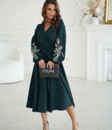 Платье с вышивкой на рукавах KA-7507A850