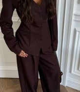 Приталенный костюм LUC-1032A999