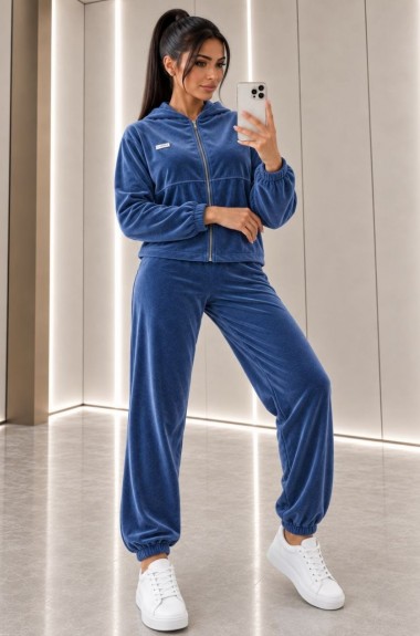 Велюровый костюм с капюшоном KASY-356A699 Велюровый костюм с капюшоном KASY-356A699