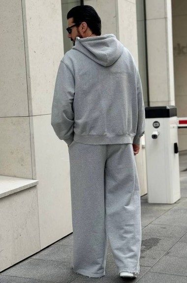 Мужской спортивный костюм LOU-1555.1A700 Мужской спортивный костюм LOU-1555.1A700