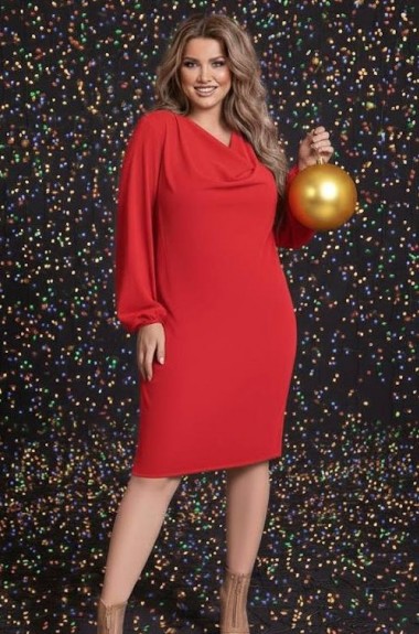 Лаконичное платье прямого кроя QUA-5234A430