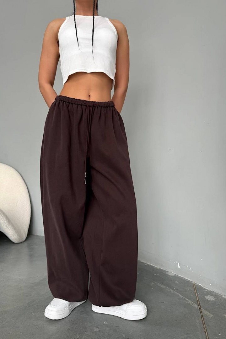 Прямые базовые спортивные брюки DMP-A7189A260