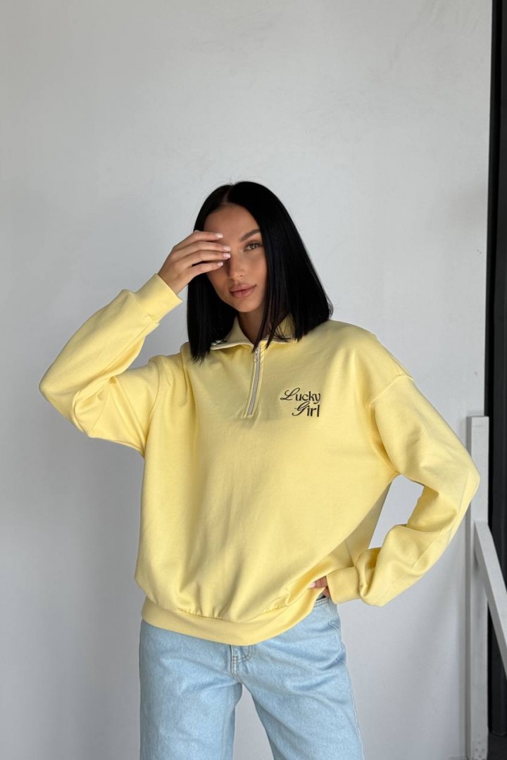 Свитшот с вышивкой UNO-072A690