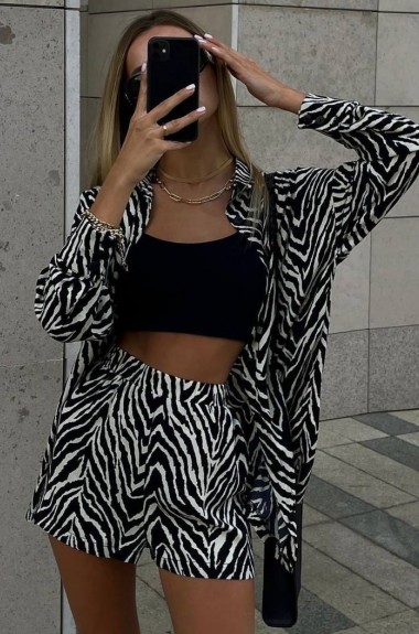 Костюм женский шорты и рубашка DMP-A047A380 Костюм женский шорты и рубашка DMP-A047A380