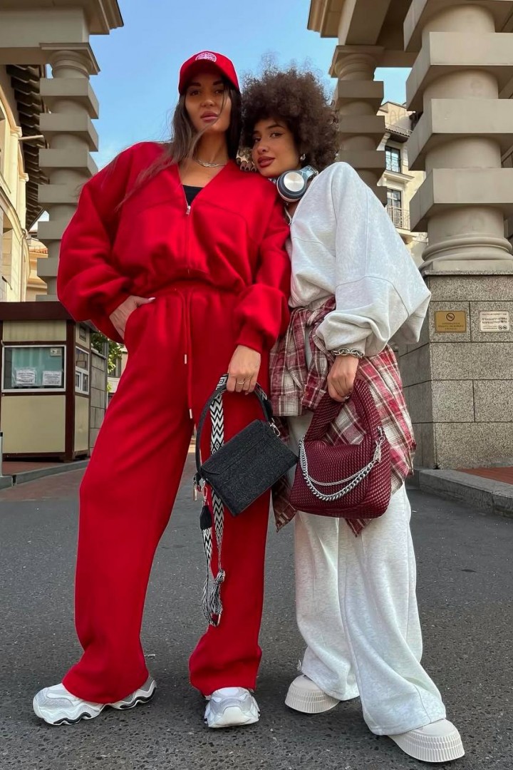 Женский костюм с объёмной кофтой DMP-A7266A500