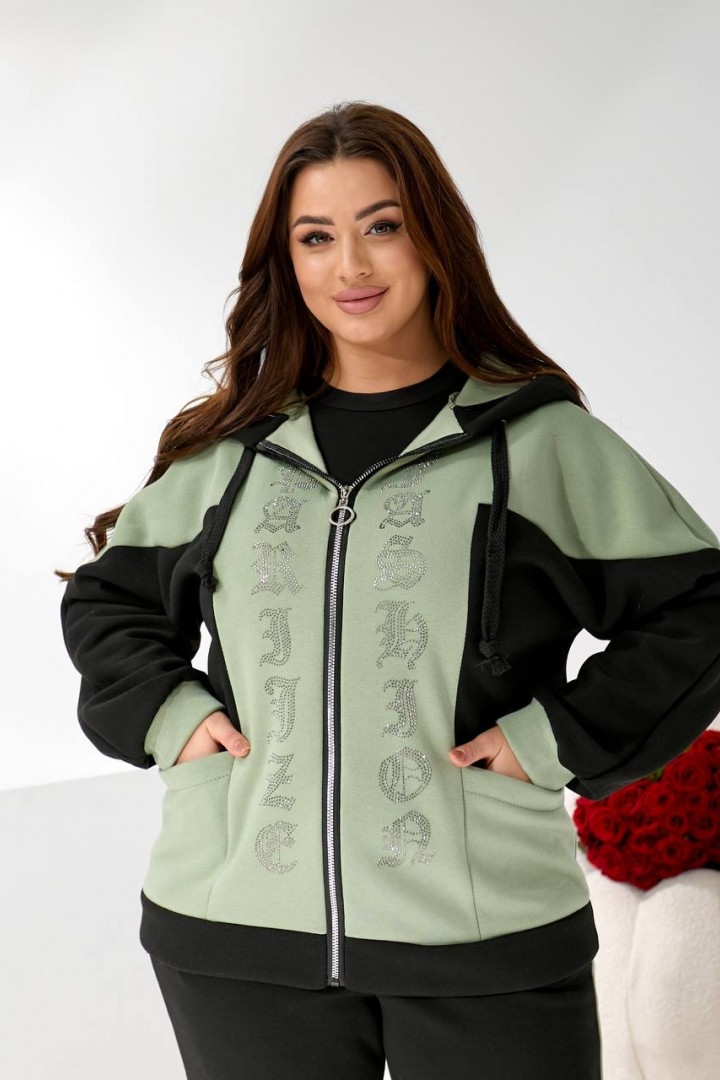 Стильный прогулочный костюм MOV-337A800